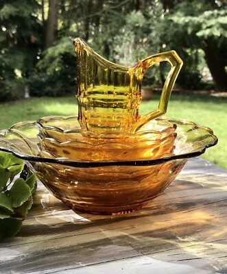 Bernstein Set gelb Amber Schale Schälchen Kännchen Pressglas Art Déco