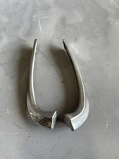 1969-1970 Chevy Impala Wagon Quarter Pillar Corner Molding Trim Cover 1/4 Panel