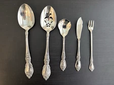 ONEIDA WORDSWORTH STAINLESS 5PC SERVING SET SLOTTED SPOON, SUGAR SHELL ETC.