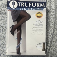 Truform Leg Health 15-20 mmHg compression pantyhose Petite Beige 1775 Moderate