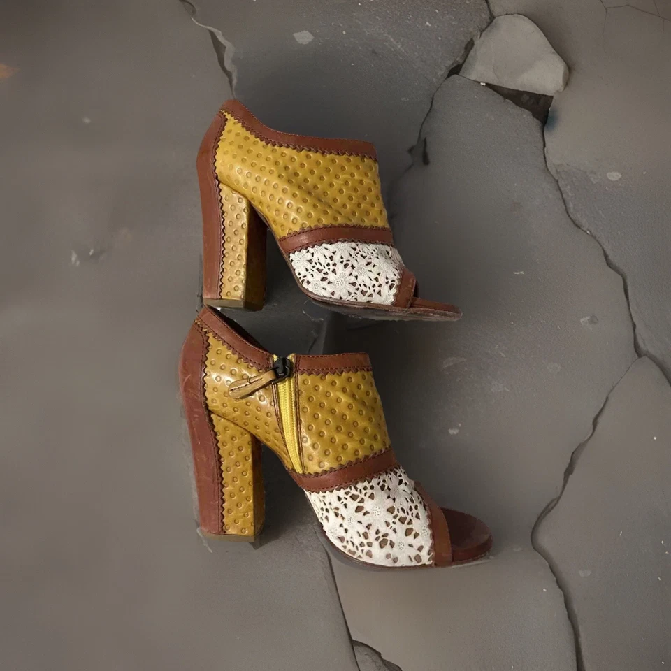 Zapatos Latitude Mujer Tacones Mujer Talla US 8 Medianos Cuero Cremallera Hechos en Italia Foto 3 de 4