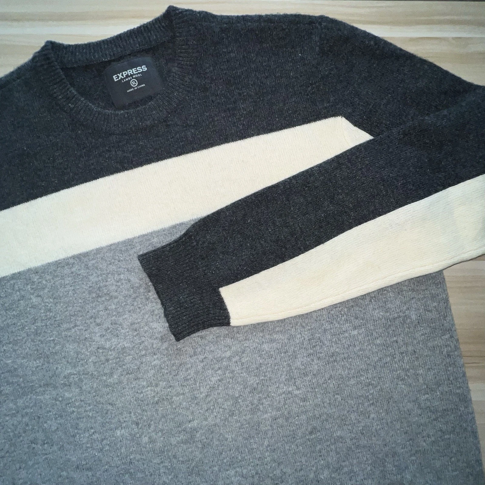 Express Lambs Wool Sweater Mens XL Gray Crew Neck Colorblock Vintage Minimalist
