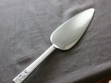 "HAMPTON COURT"  Design Oneida  Community  Silver Service  Cutlery  Cake Server
