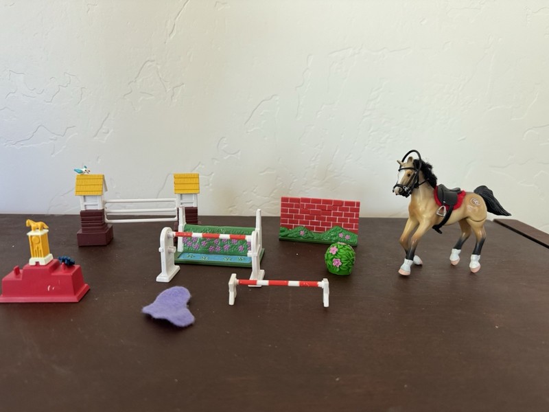 Grand Champion Mini - Jumping Activity Set