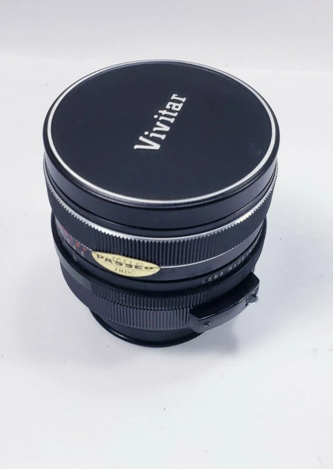 VIVITAR 28mm 1:2.8 Wide-Angle Manual Focus Lens For Nikon Non AI mount - Image 2 of 4
