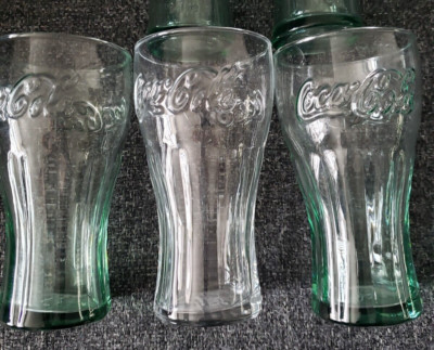 KONVOLUT 5 COCA COLA GLÄSER EIN HAUCH VON GRÜN & KLAR SAMMLERSTÜCK