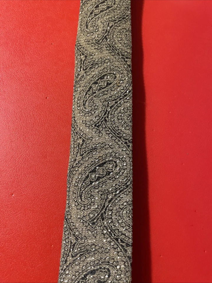 Corbata ajustada Rockabilly VLV brillante adornada vintage de los años 50 con extremo cuadrado Foto 3 de 4