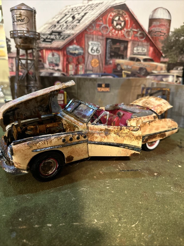 1949 Buick Convertible - Barn Find Cars - 1:18 DIECAST - Weathered - Image 4 of 4