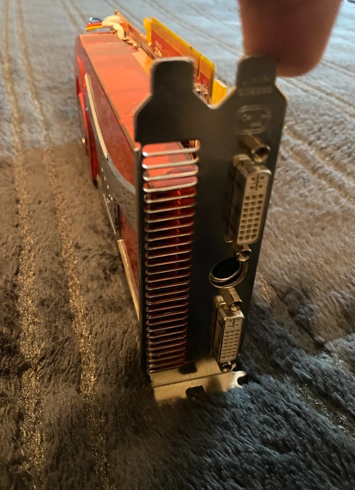 Vintage Legend ATI Radeon X1950 XTX 512MB 2X Dual Link GDDR4 PCI-E Graphics Card - Image 3 of 4