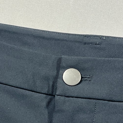 Lululemon Commission Shorts Classic Fit Black Casual Walk Chino Golf Mens W30 - Picture 5 of 12