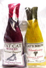 ALice's Cottage CATNIP, 2 Fabric Bottle Shaped Toy, CAT Wine Me Up Winery GIFT