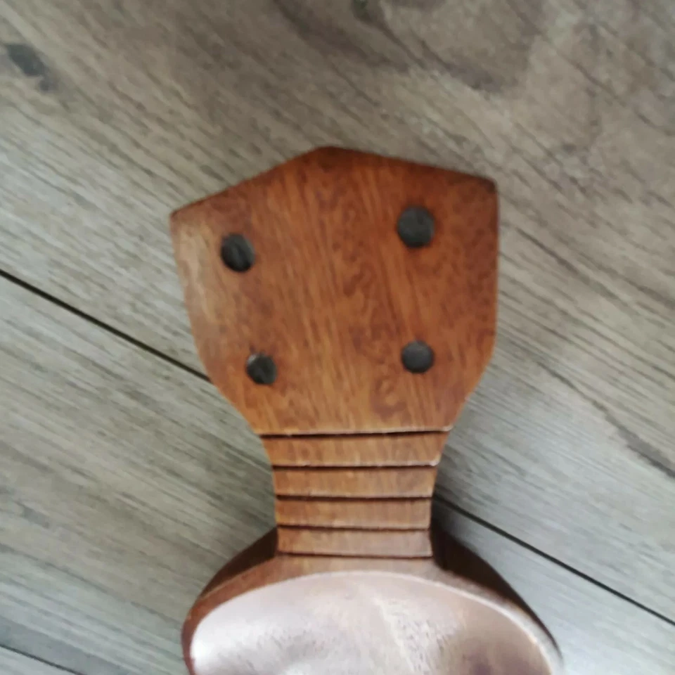 Wooden Handmade Carved Small Guitar Trinket Wooden Tray - Image 4 of 4