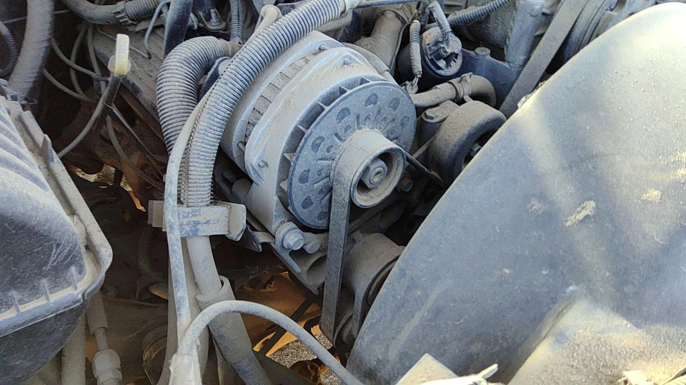 1999 Gmc Yukon Mount Bracket Set For Alternator Oem 5.7l - Image 2 of 4