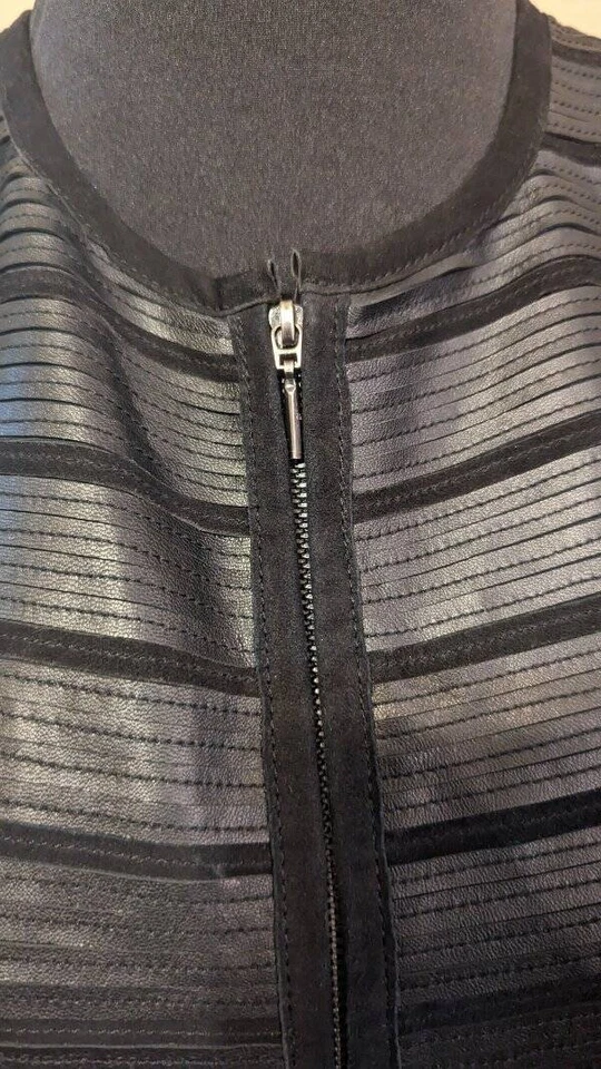 Chaleco de cuero Etcetera talla 2 $398 Foto 4 de 4