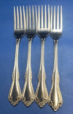 Set of 4 Wm A Rogers Oneida Ltd MANSFIELD pattern stainless dinner forks 7 1/4''