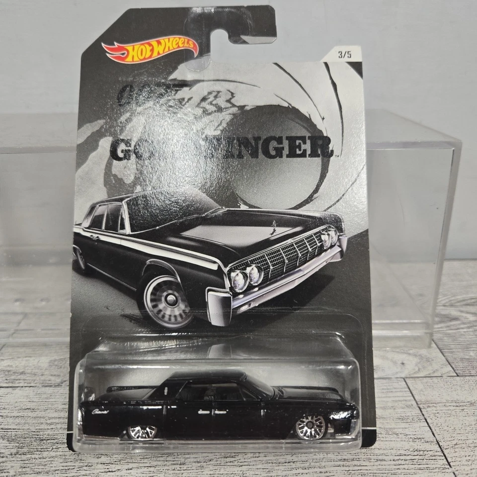 Lincoln Continental 2014 Goldfinger 3/5 James Bond 007 Hot Wheels negro 1964 Foto 3 de 4