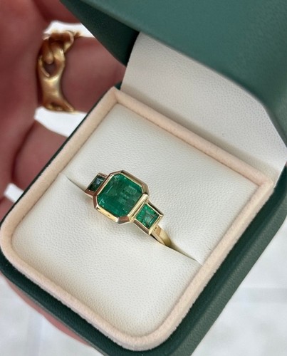 14k Natural Zambia Emerald Ring 14k Solid Yellow Gold Emerald Ring - Picture 7 of 8