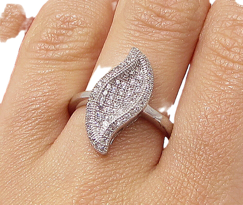 925 Sterling Silver  White Cubic Zirconia Leaf Cluster Ring Sz 8  RG3252