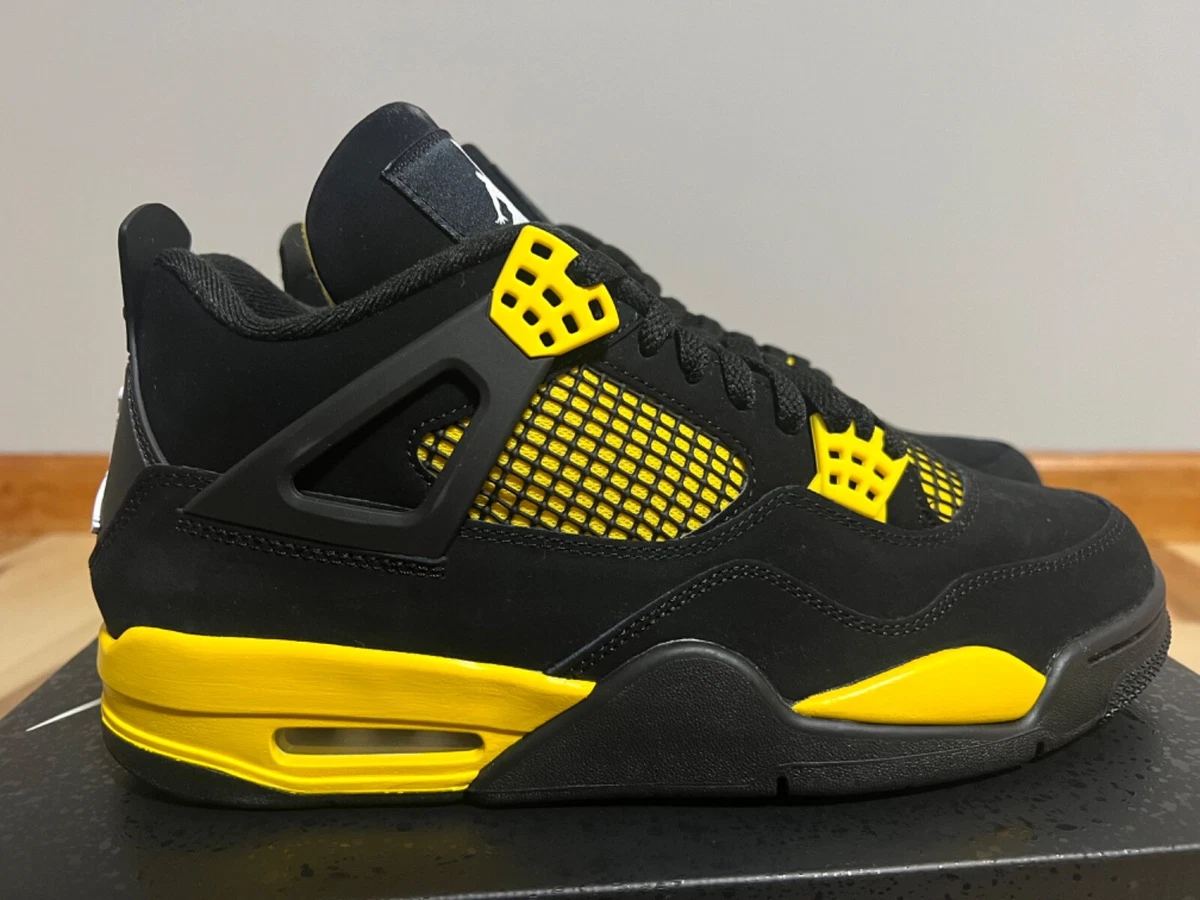 Jordan 4 Retro Thunder 2023 Men's Size 10