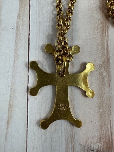 Colgante de cruz con collar del Museo Metropolitano de Arte San Simeón - Imagen 7 de 11