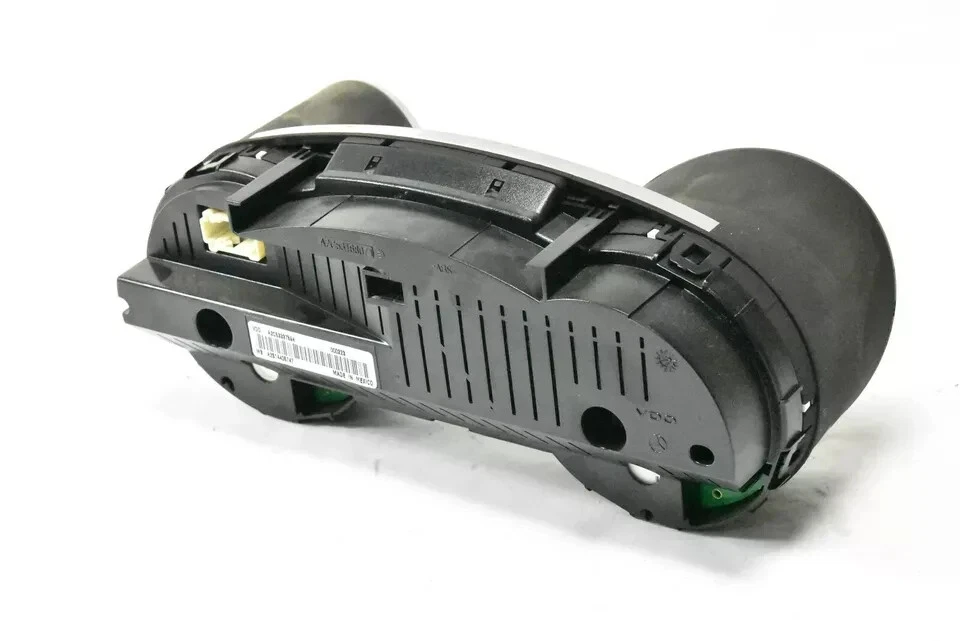 06-11 Velocímetro cuadro de instrumentos Mercedes-Benz ML350 R350 A2514405747 FABRICANTE DE EQUIPOS ORIGINALES Foto 3 de 4