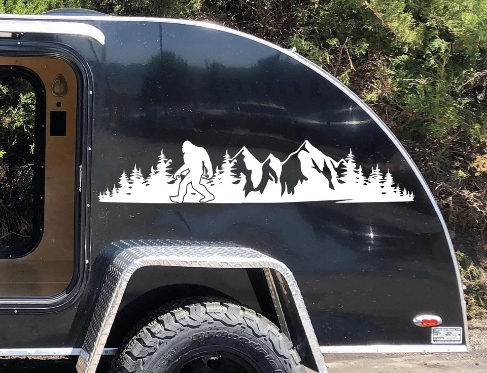 Calcomanía de vinilo Bigfoot Mountain Scene V17 - calcomanía para ventana de autocaravana cámper camión SUV Foto 3 de 4
