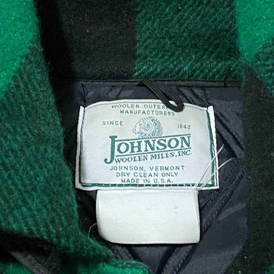 VTG Johnson Woolen Mills Jacket Mens 3XL Green Black Mackinaw Buffalo Plaid Wool - Image 4 of 4