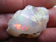 Erstklassiger EDELOPAL KRISTALLOPAL Rohstein aus Äthiopien