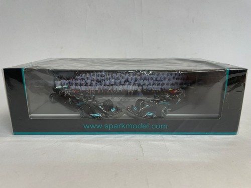 Spark Set Mercedes AMG F1 W12 Hamilton + Bottas Abu Dhabi Gp 2021 1/43 S7860 - Imagen 2 de 3