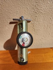 Victor Medical Oxygen Flowmeter Regulator with Pressure Gauges Model SLIMLITE 2
