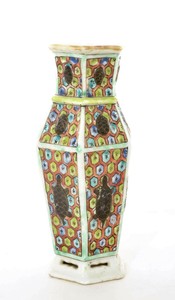 18C Chinese Kangxi Famille Rose Wucai Porcelain Vase Relief Turtle Tortoise