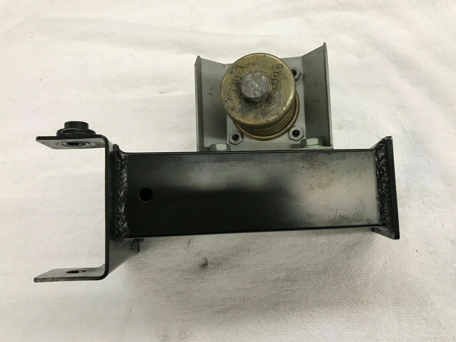 LAMBORGHINI GALLARDO COUPE REAR BUMPER STRUT BRACKET WITH SUPPORT OEM 400813730