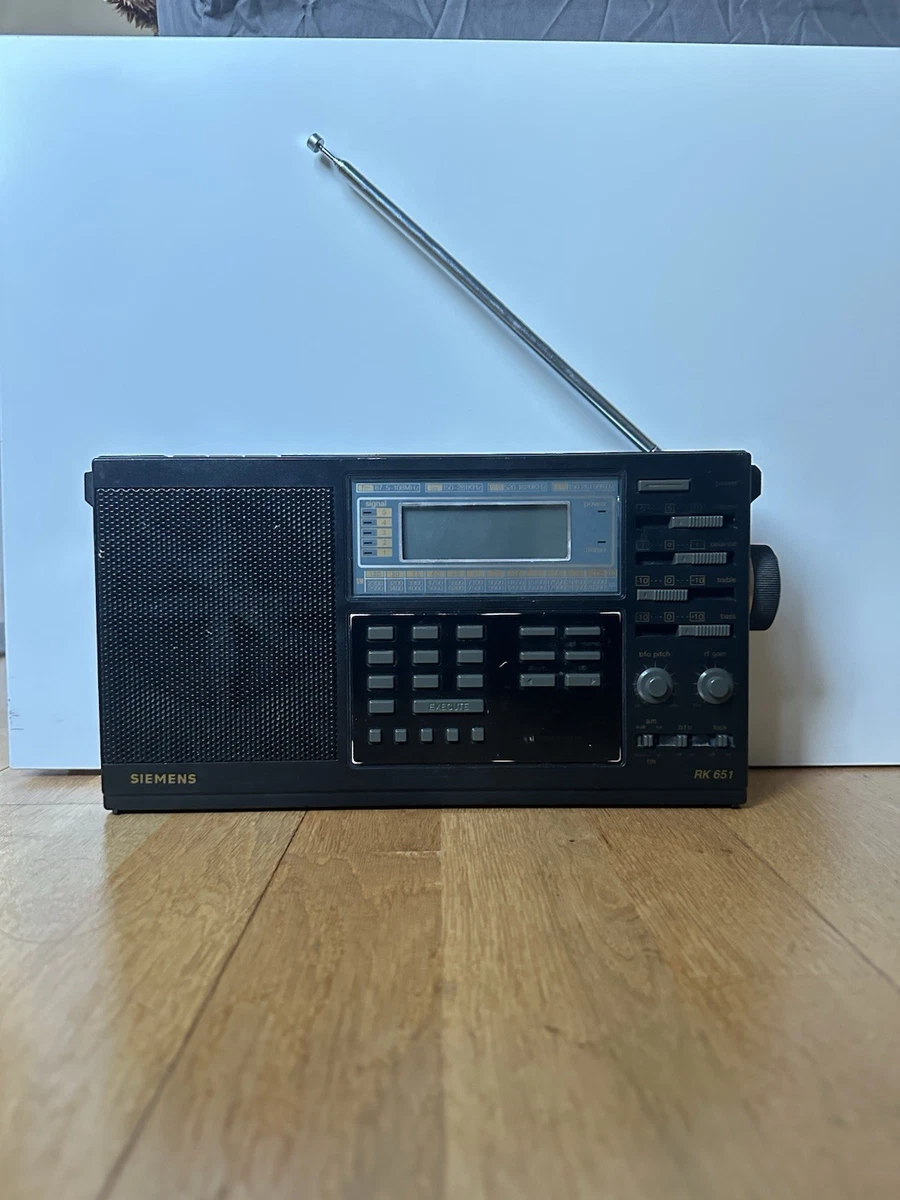 Récepteur radio SIEMENS RK 713 FM/MW/SW1-8 10 BAND world receiver : works