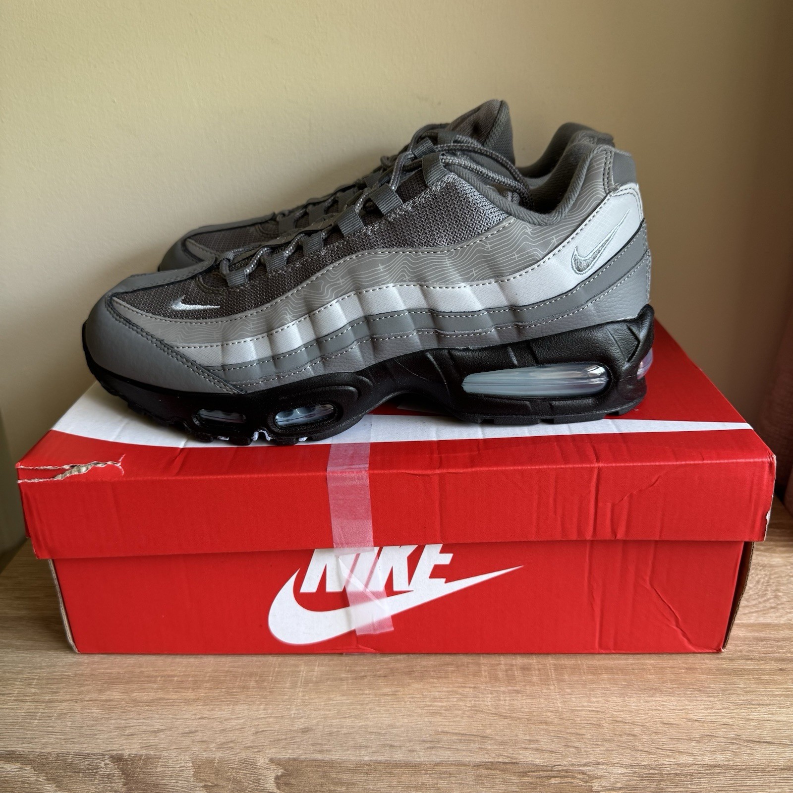 NIKE AIR MAX 95 OG COOL GREY, UK 8.5, RRP£175, IB7682-001, NEW.