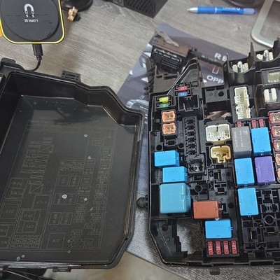 2014-2019 Toyota Corolla Engine Fuse Box OEM