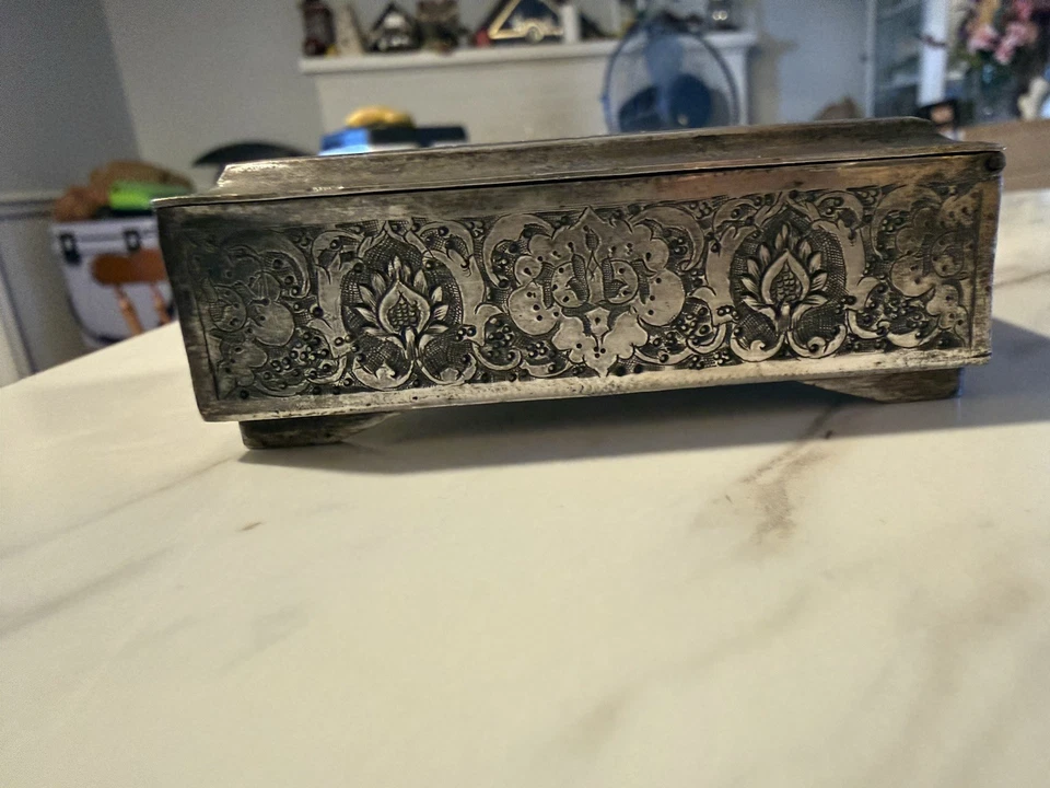 Antigua caja de plata persa grabada con bisagras - con sello Foto 4 de 4