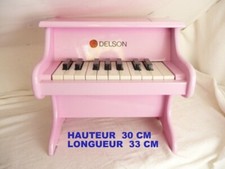 PIANO ENFANT -BOIS LAQUÉ rose brillant - marque DELSON-18 TOUCHES