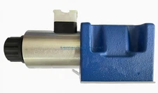 1X NEW Rexroth Solenoid valve 4WE10D5X/HG24N9K4/M R901391200
