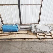 Dezurik 24" KGC-ES CL-150 Actuated Knife Gate Valve 9686148R001 316SS