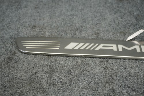 MERCEDES W205 C43 C63 AMG PUERTA SUELO RASGUÑO UMBRAL MOLDURA CUBIERTA ILUMINADA OEM - Imagen 3 de 8