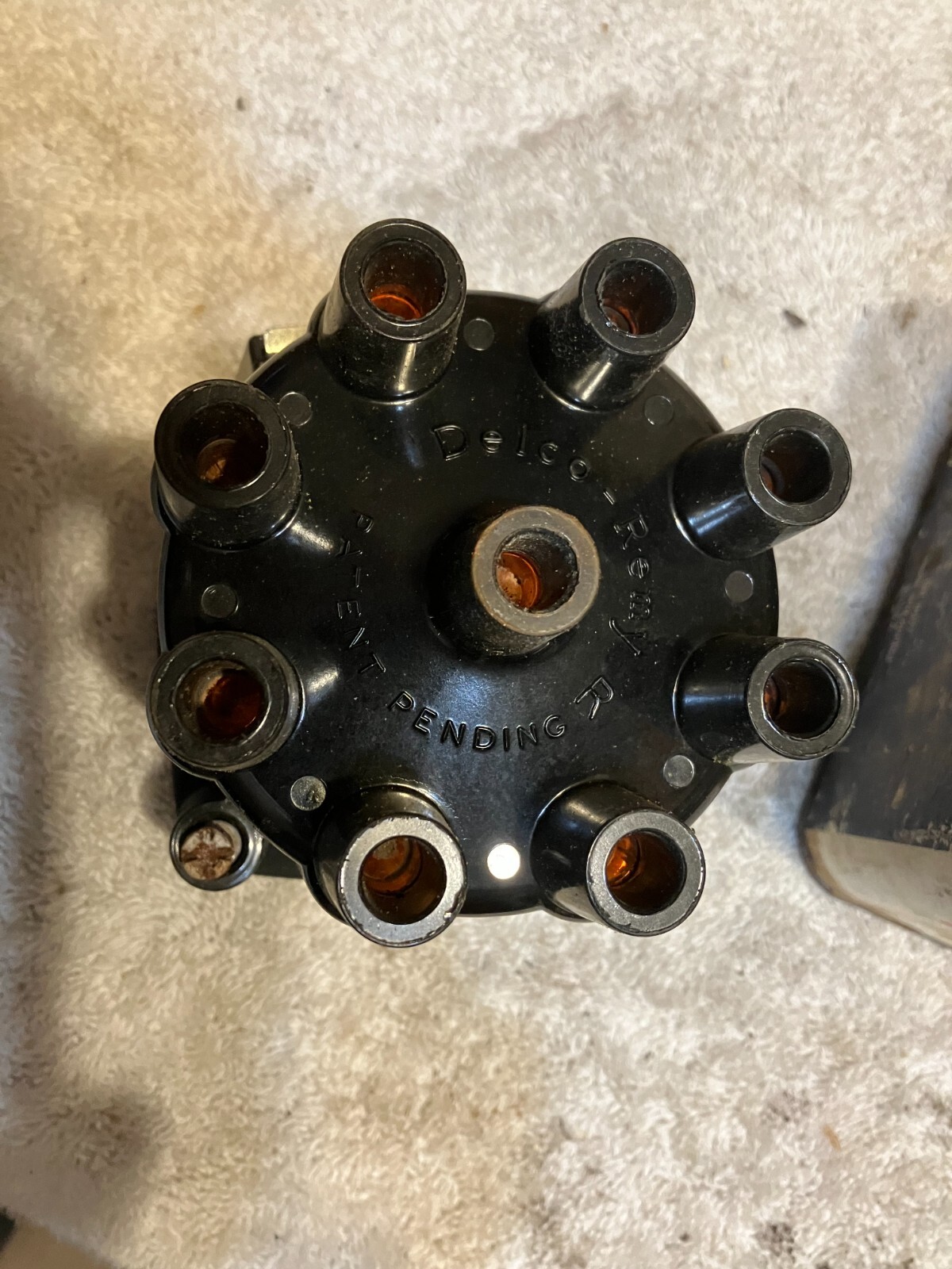 1958 1959 1960 1962 Corvette NOS Dual Point Distributor Cap D324 Delco