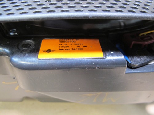 🥇11-16 MINI COOPER R60 R61 FRONT LEFT HARMAN KARDON SUBWOOFER SPEAKER OEM - Picture 5 of 12