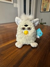 Vintage 1999 Furby Babies Curly Lamb Cream Color Fur White Ears Brown Eyes Works