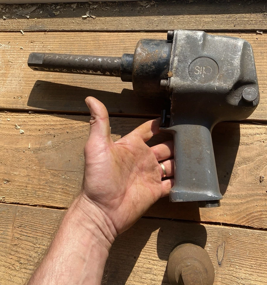 SIP 1” Inch Drive Air Impact Commercial Wrench & HD 1” To 3/4” Adapter/Reducer - Image 2 of 4