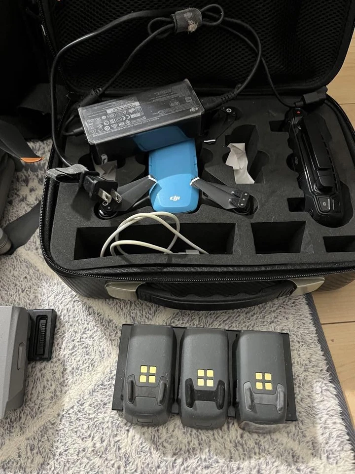 Dji Air 2s Fly More Combo + Spark Set Drone Kit Camera Drone Aerial Photography - Image 3 of 4