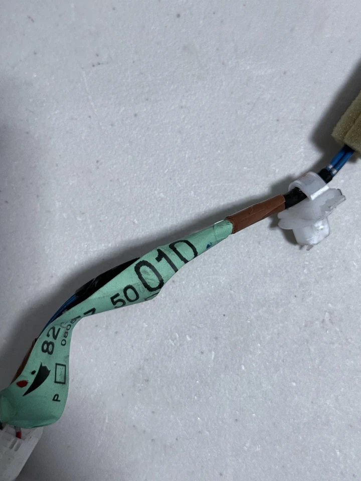 01-06 LEXUS LS430 ЗАДНЯЯ ПРАВАЯ ДВЕРЬ ЗАМОК ЗАМОК ПРИВОД #8541 - Изображение 4 из 4