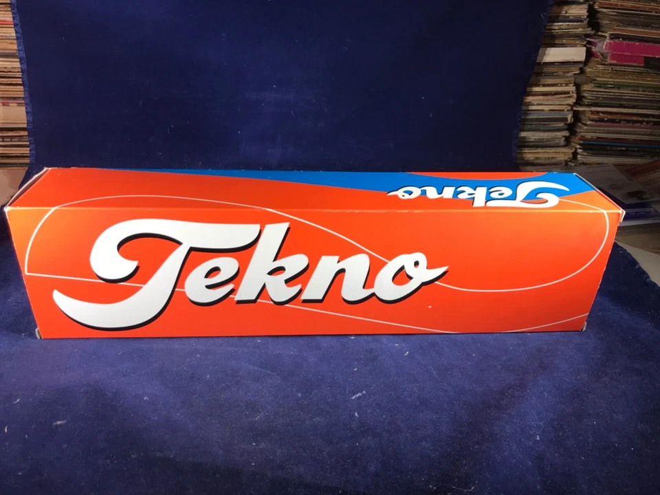 M-88 TEKNO 1:50 SCALE TRACTOR TRAILERS (PLASTIC) - CFS CRANELEIGH FREIGHT - NIB - Image 3 of 4