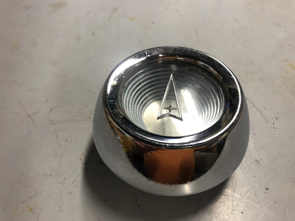 Pontiac Deluxe 1964 volante central bocina tapa Bonneville Catalina 64 2+2 64 Foto 2 de 4