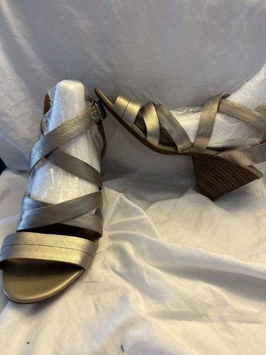 NEU Clarks Ranae Estelle Gold Leder Metallic Riemchen Sandalen Kegelabsatz 11