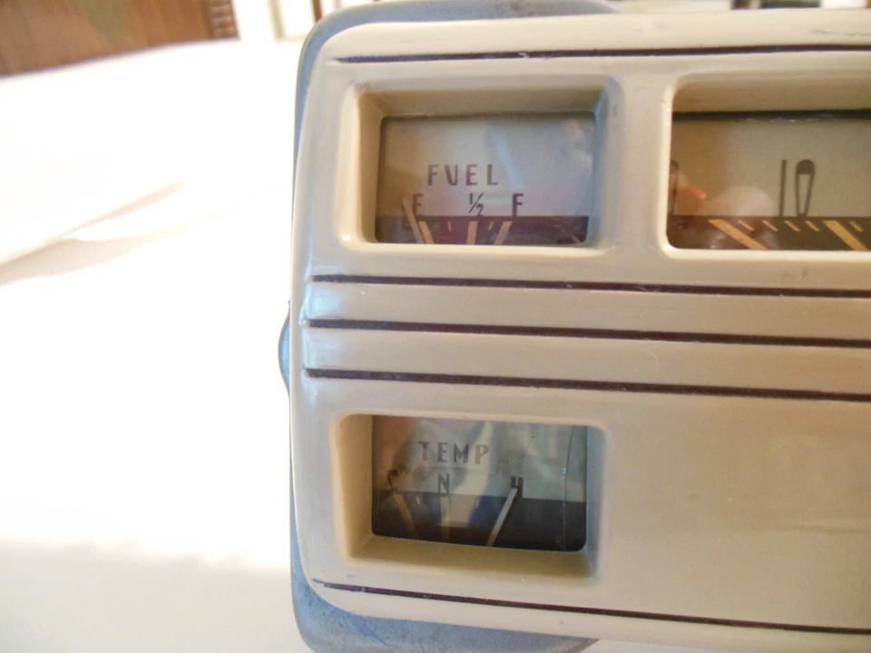 Conjunto de cuadro de instrumentos Ford Deluxe 1940 usado restaurado original 6 voltios Foto 4 de 4